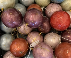 Kerstballen oesterschelpen